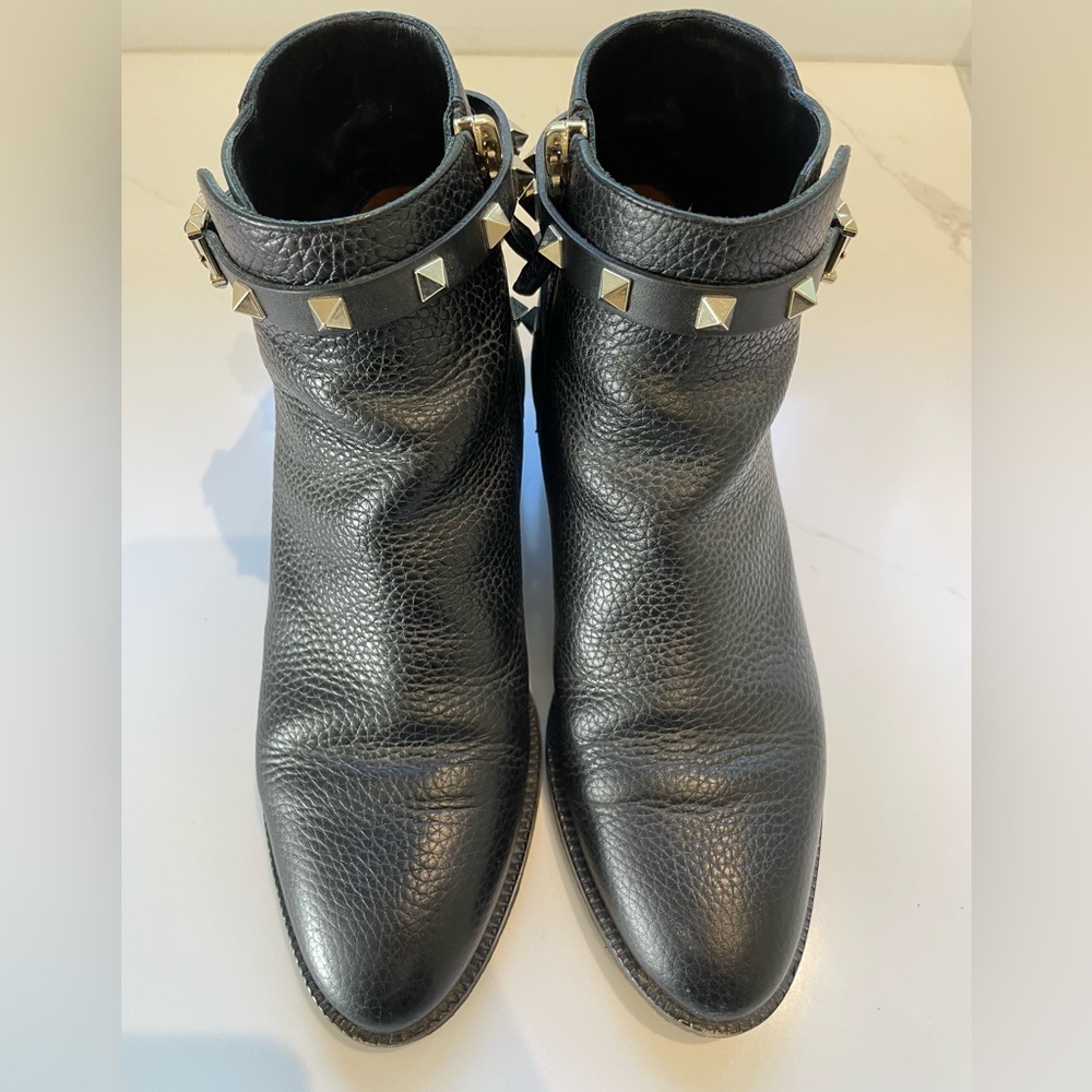 Authentic Valentino Rockstud boots